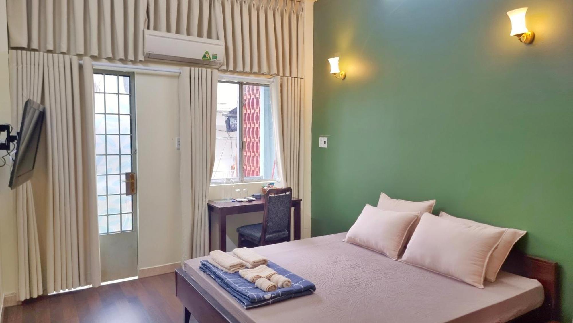 Paulatim House Saigon Hotel โฮจิมินห์ซิตี้ ภายนอก รูปภาพ
